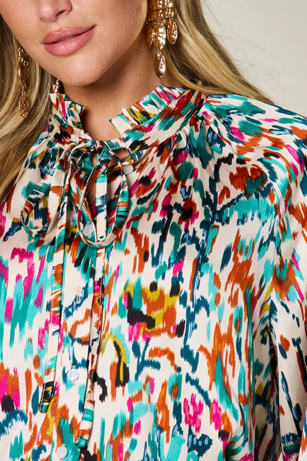 Camisa abotonada de manga larga estampada Full Size Double Take
