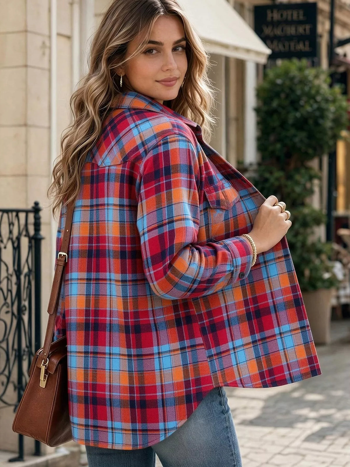 Casual Plaid Button-Down Shirt