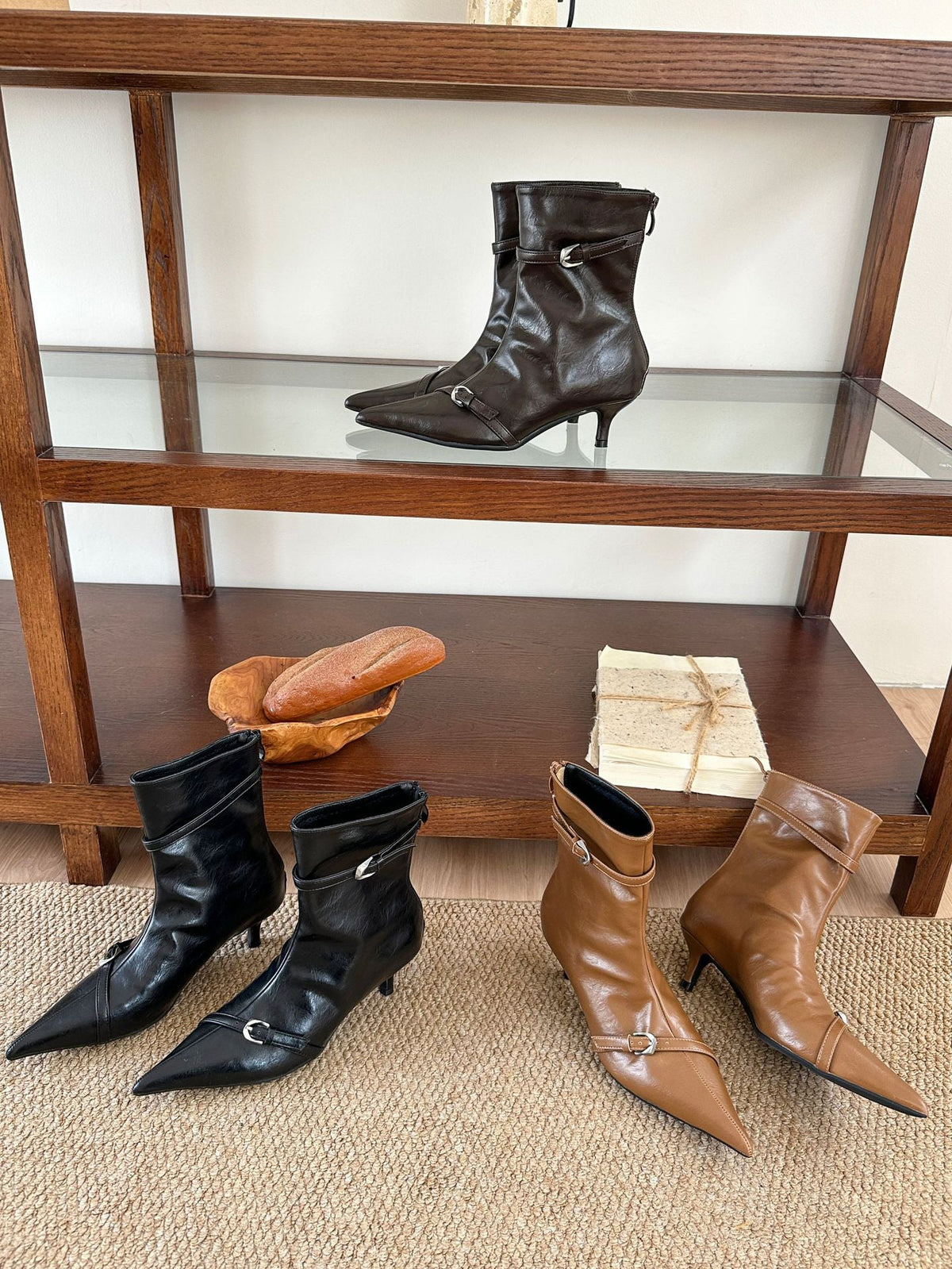 Pointed-toe Stiletto Women's Boots With A Back Zipper