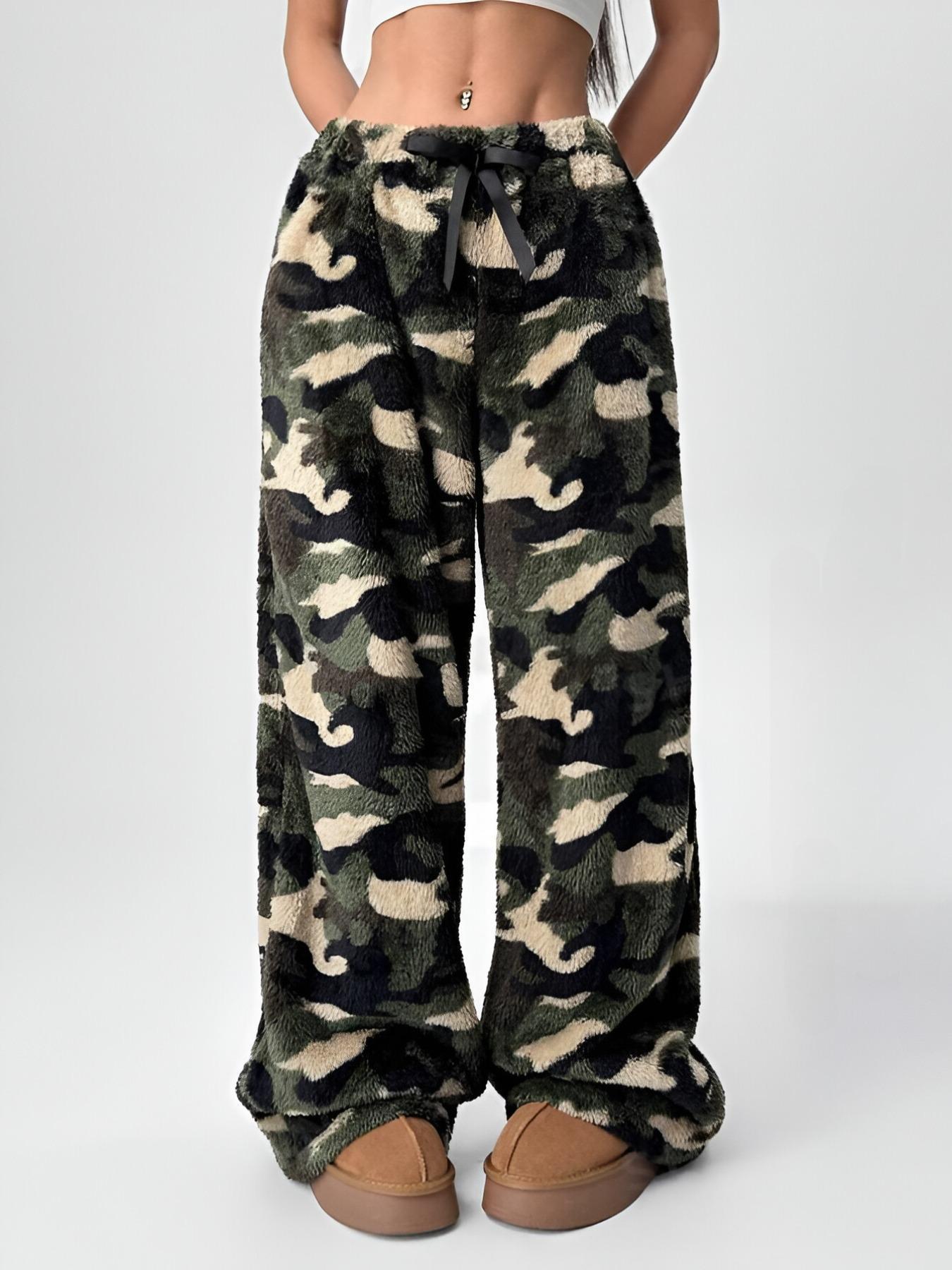 Pantalones de felpa anchos con estampado de leopardo