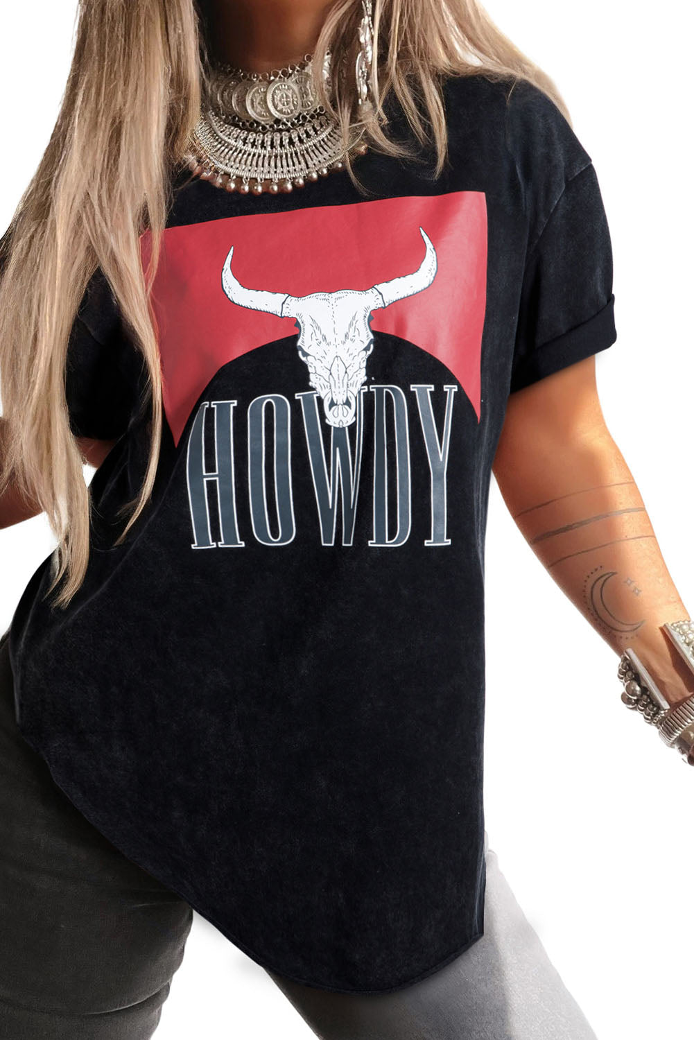 Camiseta suelta con aberturas laterales y estampado de cabeza de buey "HOWDY" de estilo occidental negro
