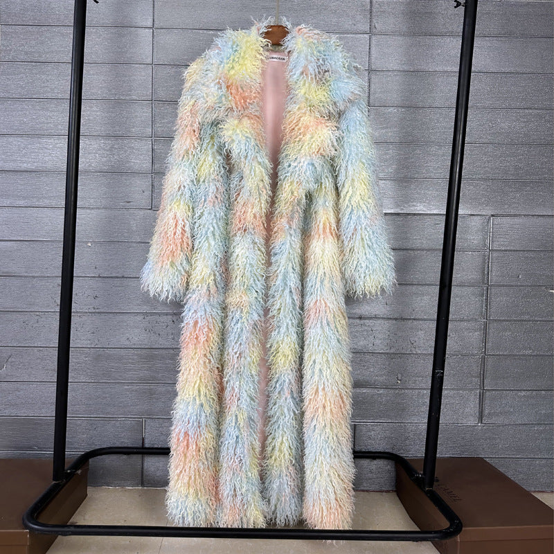 Womens Elongated Wool Coat With A Tailored Lapel