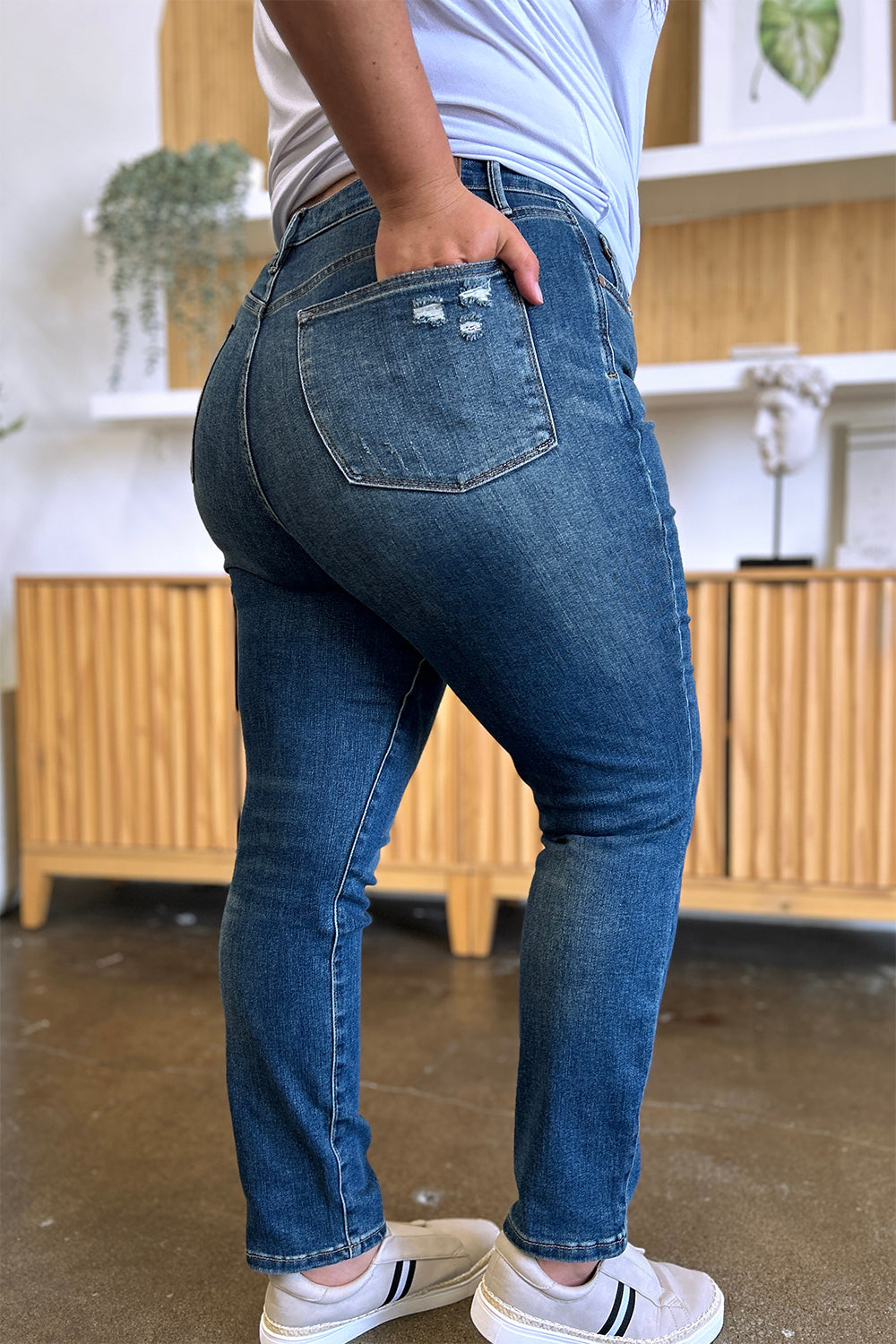 Jeans ajustados de tiro alto con control de abdomen Judy Blue Full Size