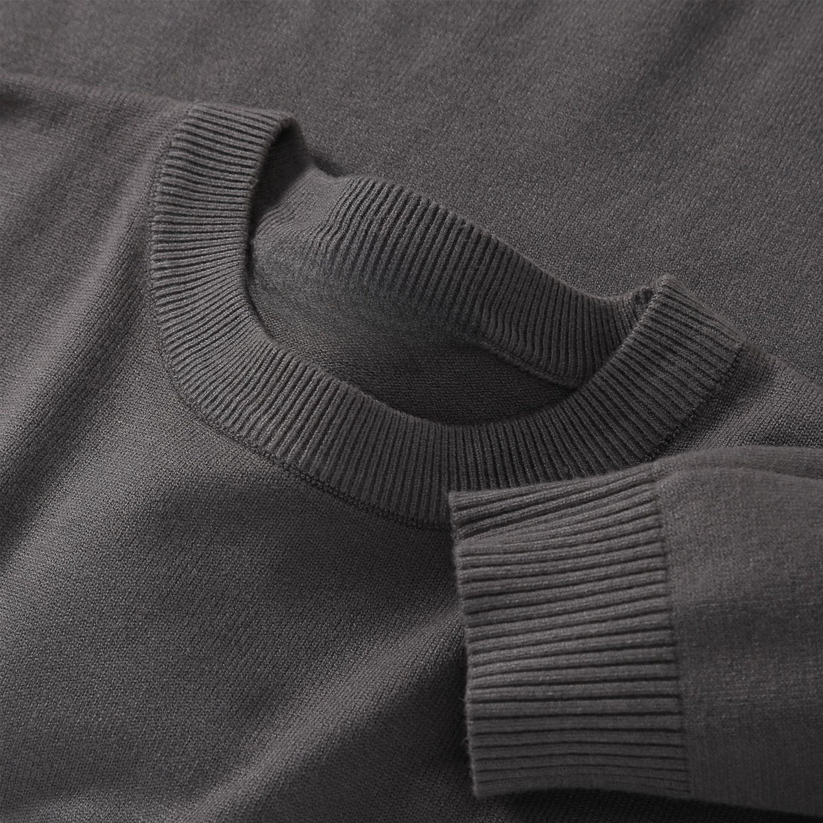 Autumn And Winter Bottoming Sweater Men