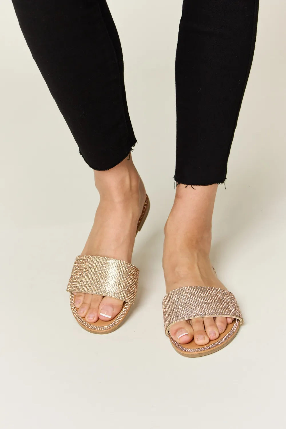 Sandalias planas de puntera abierta con diamantes de imitación WILD DIVA