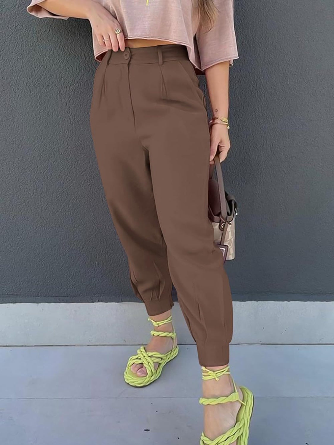Pantalones cropped de talle alto