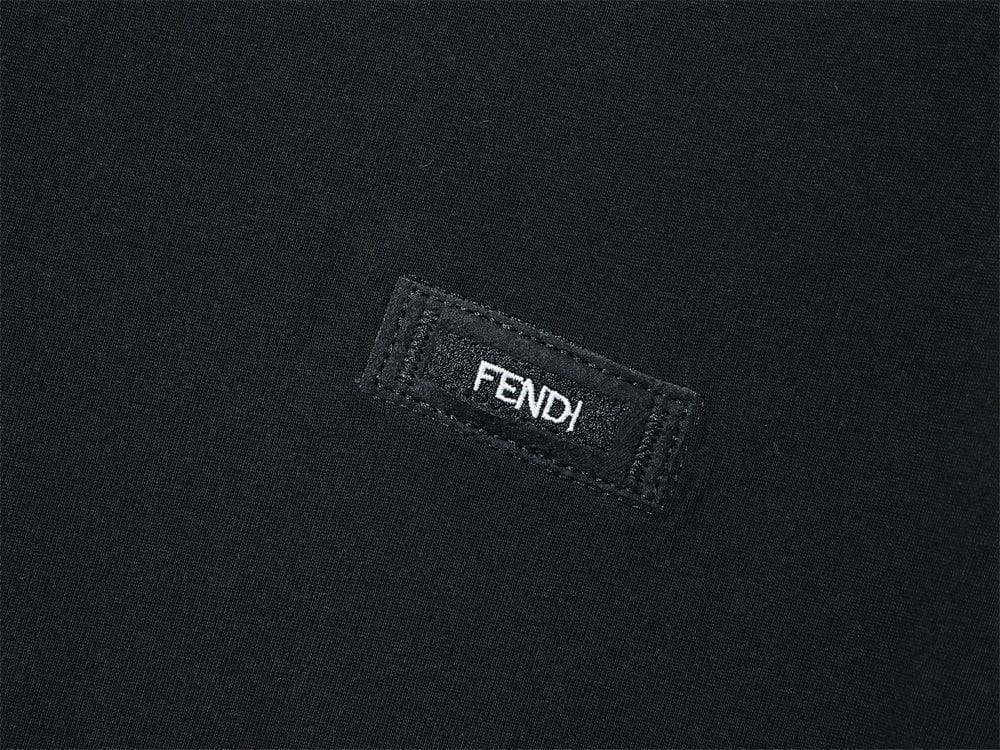 Fendi T-Shirt without Collar 'Black'