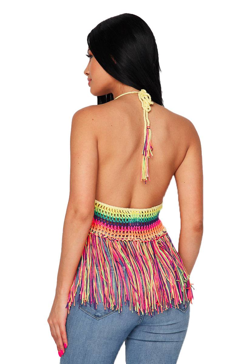 Top halter de ganchillo con flecos