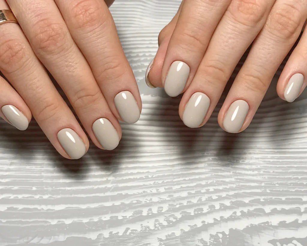 Luxio - Hush Gel Polish, 15ml