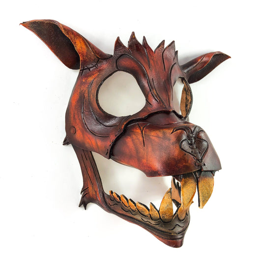 Diseño Artesanal de Ardilla Voladora en Cuero Genuino