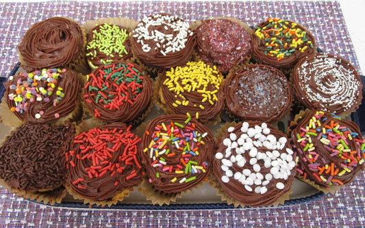 Cupcakes sin gluten, sin lácteos, veganos, sin cacahuates, bocadillos seguros para fiestas de cumpleaños escolares, postre de Pascua, orgánicos, chispas naturales, regalos