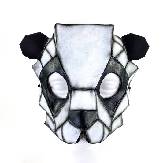 Máscara de cuero de oso panda geométrico