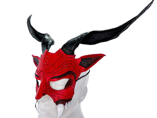Máscara de cuero genuino hecha a mano de Krampus para cosplay de mascarada o disfraces de Halloween