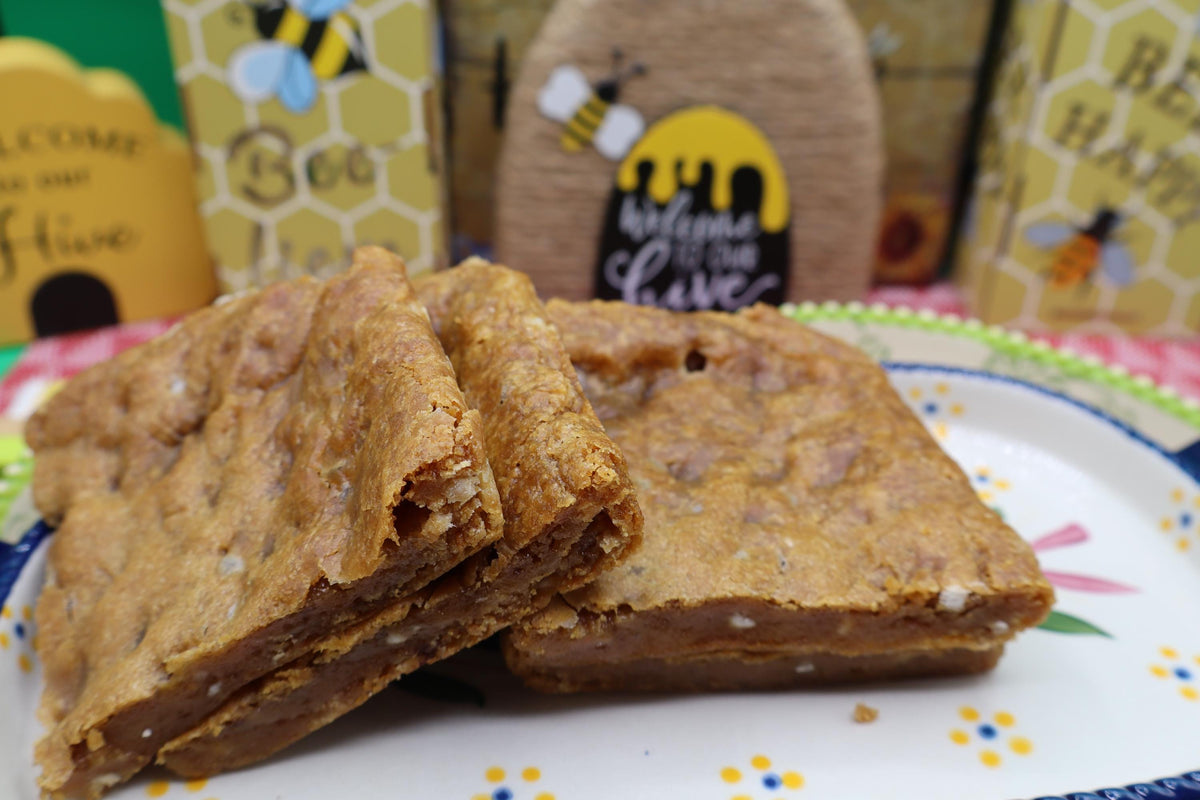 Blondie sin gluten, sin lácteos, vegano, sin cacahuetes, apto para alérgicos, barra para fiesta de cumpleaños, postre de Pascua, aperitivos de malvavisco, seguro para la escuela