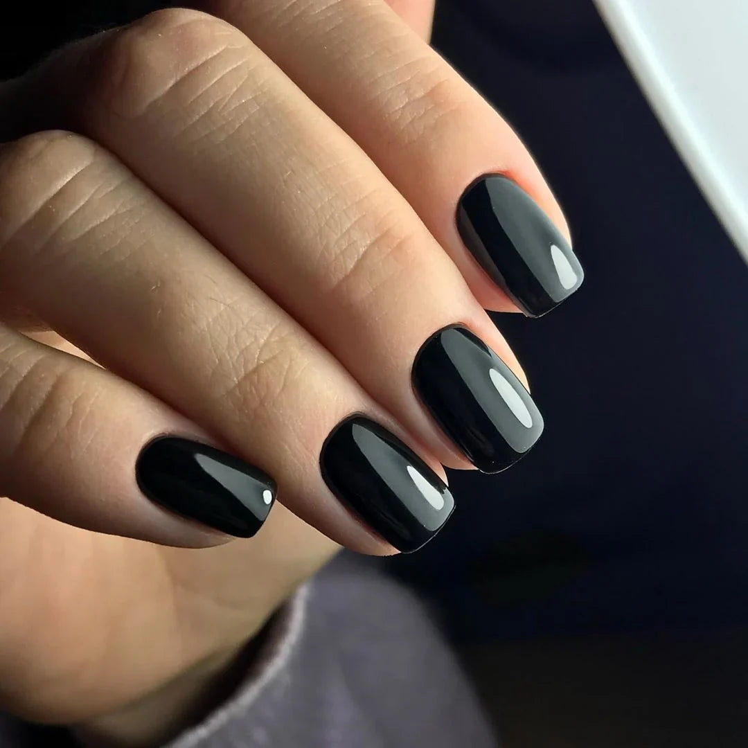 Luxio - Nightfall Gel Polish, 15ml