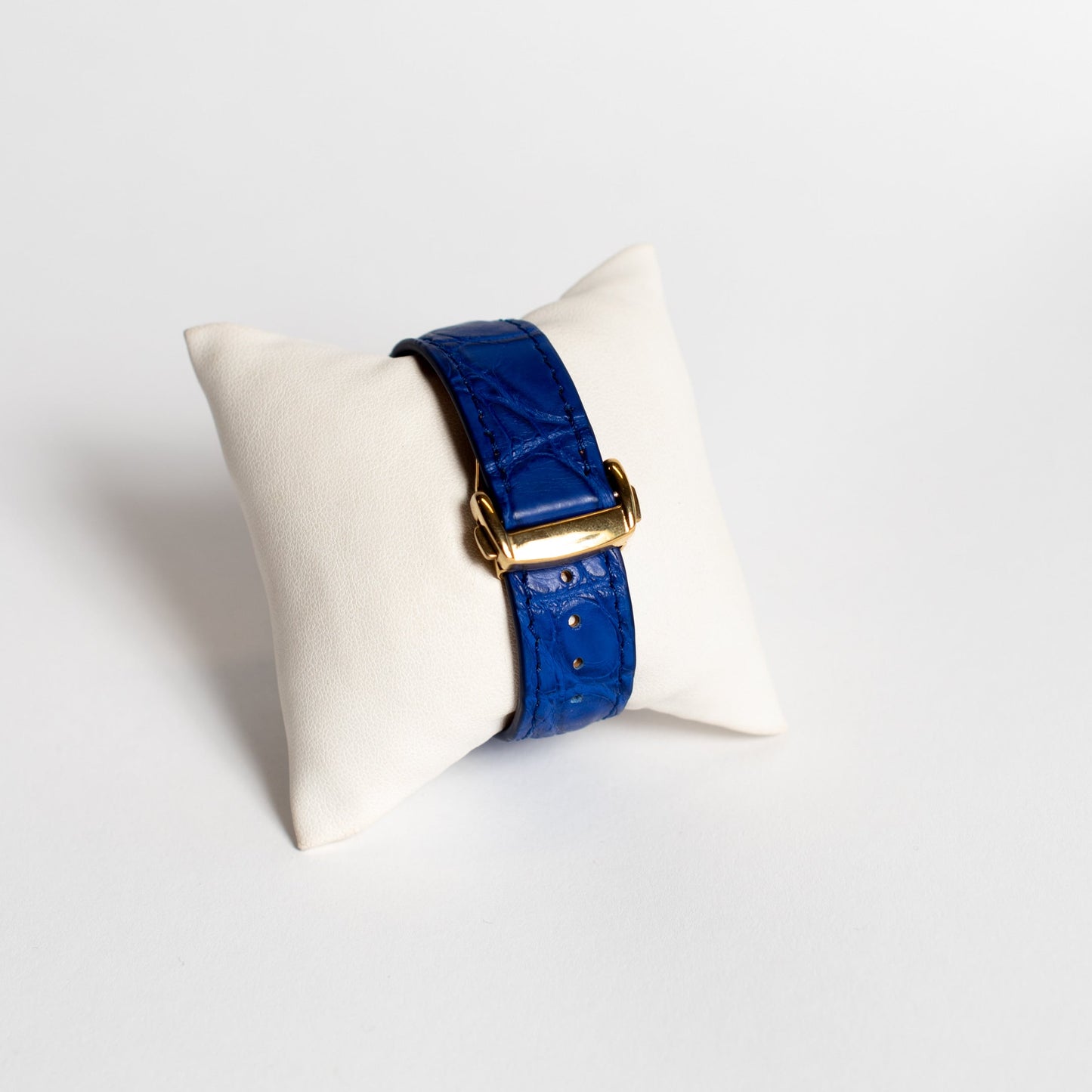 Apple Watch Band, Cobalt Alligator