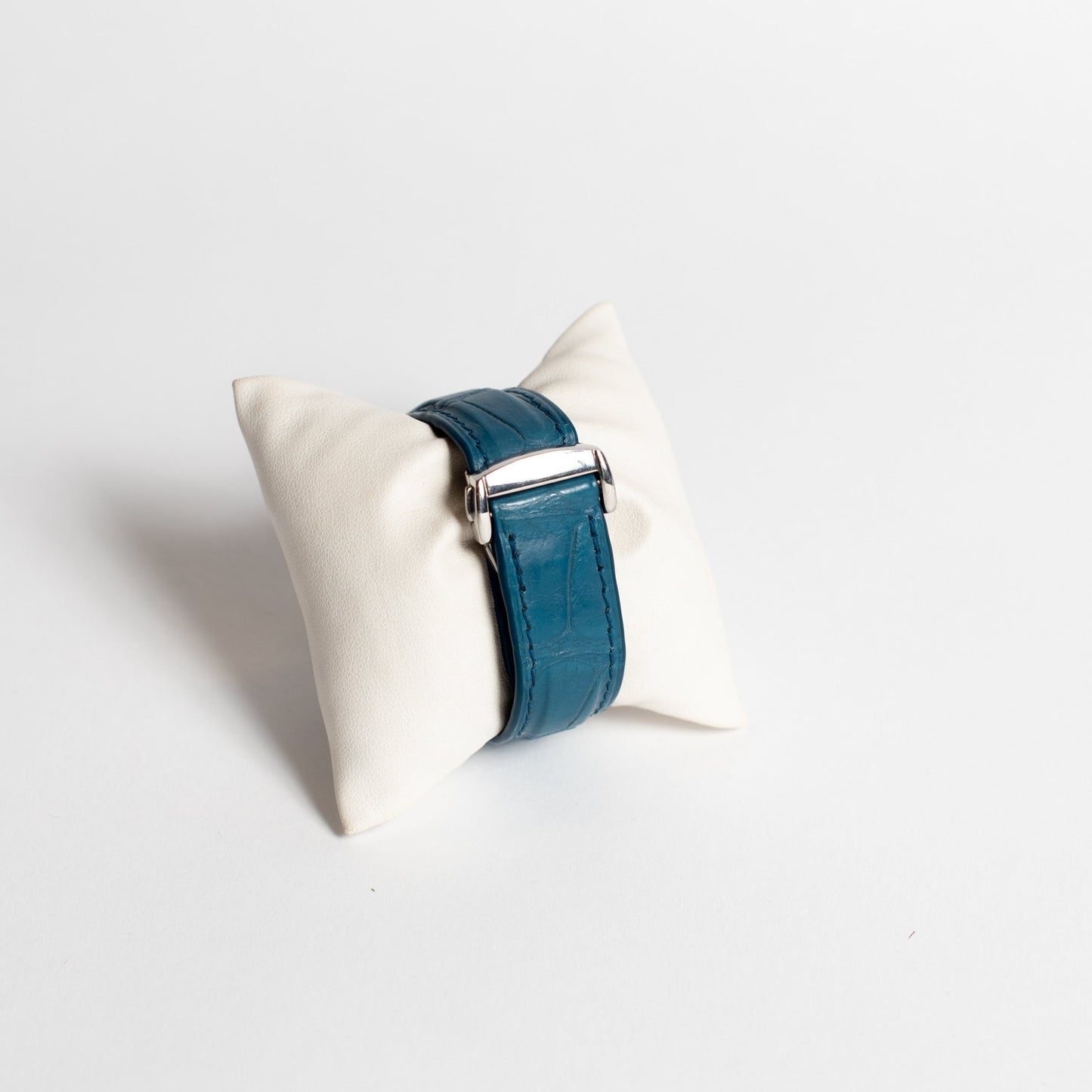 Apple Watch Band, Cerulean Blue Matte Alligator