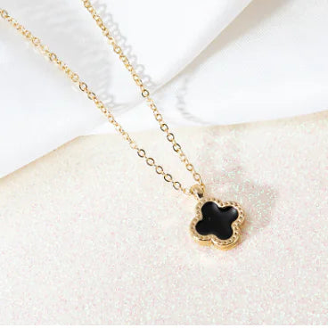 Collar de Lujo Céline - Diseño de Trébol de Moda (Una Pieza)