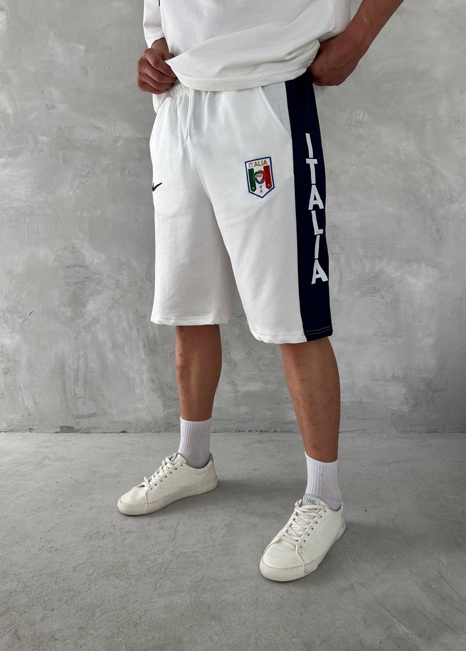 Conjunto de polo y pantalón corto para hombre inspirado en Italia: herencia atlética con un atrevido estilo nacional