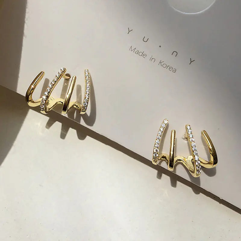 Pendientes y aretes de mujer de estilo fresco y a la moda