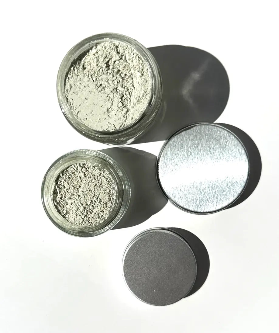 Mascarilla facial de té matcha japonés y arcilla verde francesa con arcilla verde francesa + Vitamina C + extracto de espirulina