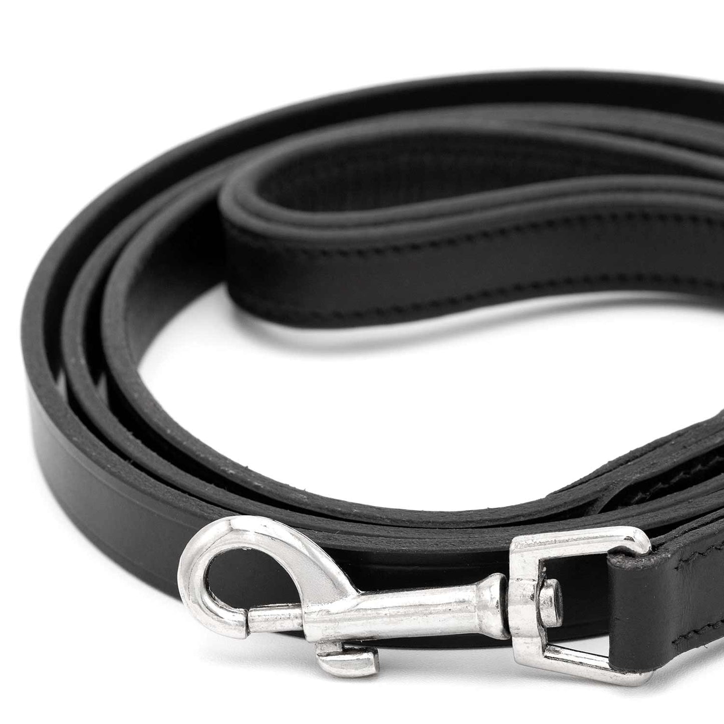 Correa para mascotas Jeffers de cuero negro acolchado