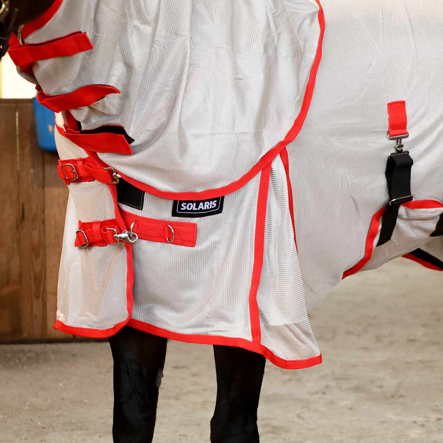 Manta antimosquitos Jeffers Solaris con cuello desmontable, gris y rojo