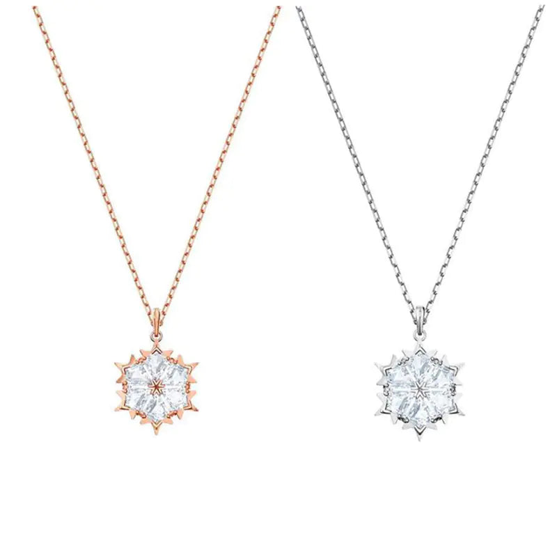 Collar de copo de nieve con colgante de plata y diamantes