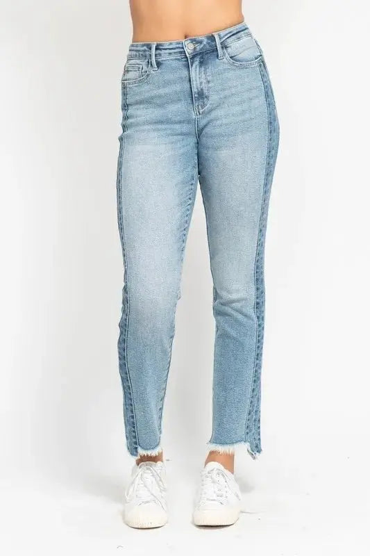 T-Shirts Trendsi Judy Blue Vintage Wash Plus Size Women's Jeans: Slim Fit & Side Panel Detail
