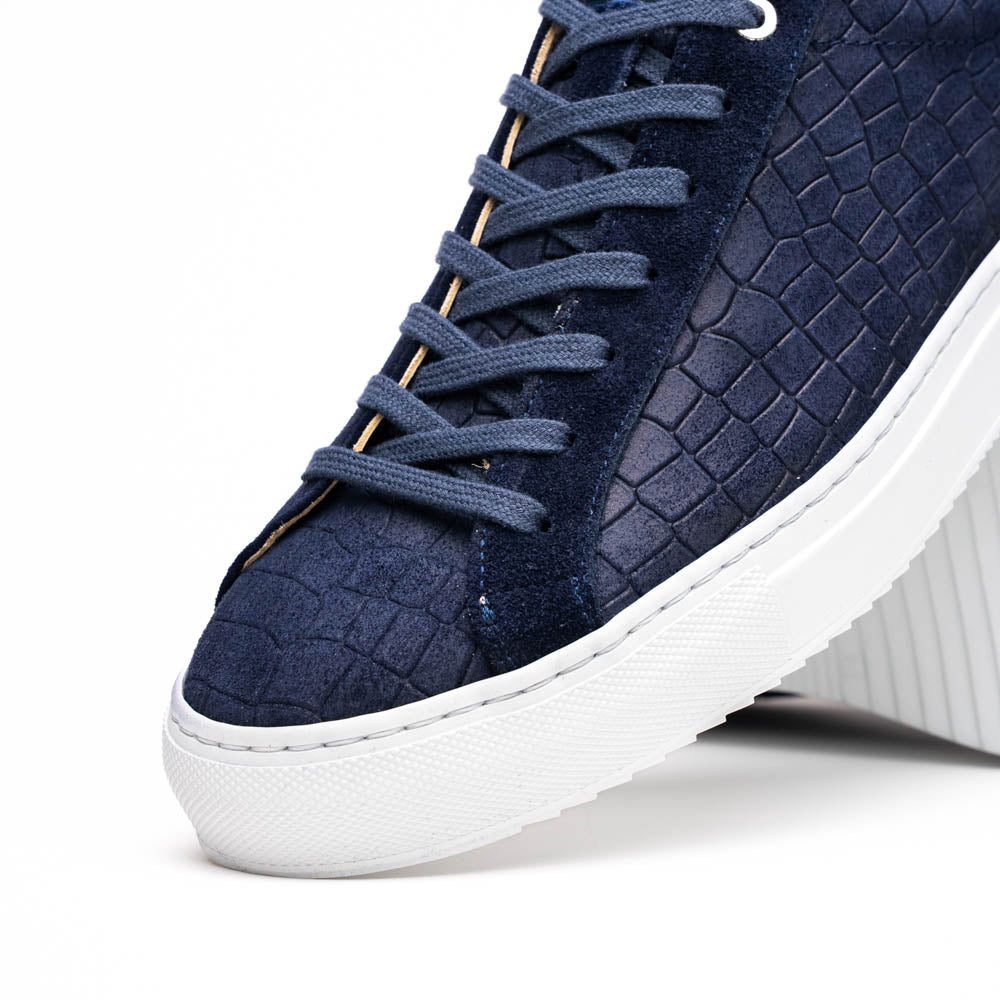 66-266-NVY Zapatillas de piel de cabra italiana con relieve de cocodrilo KOBE azul marino