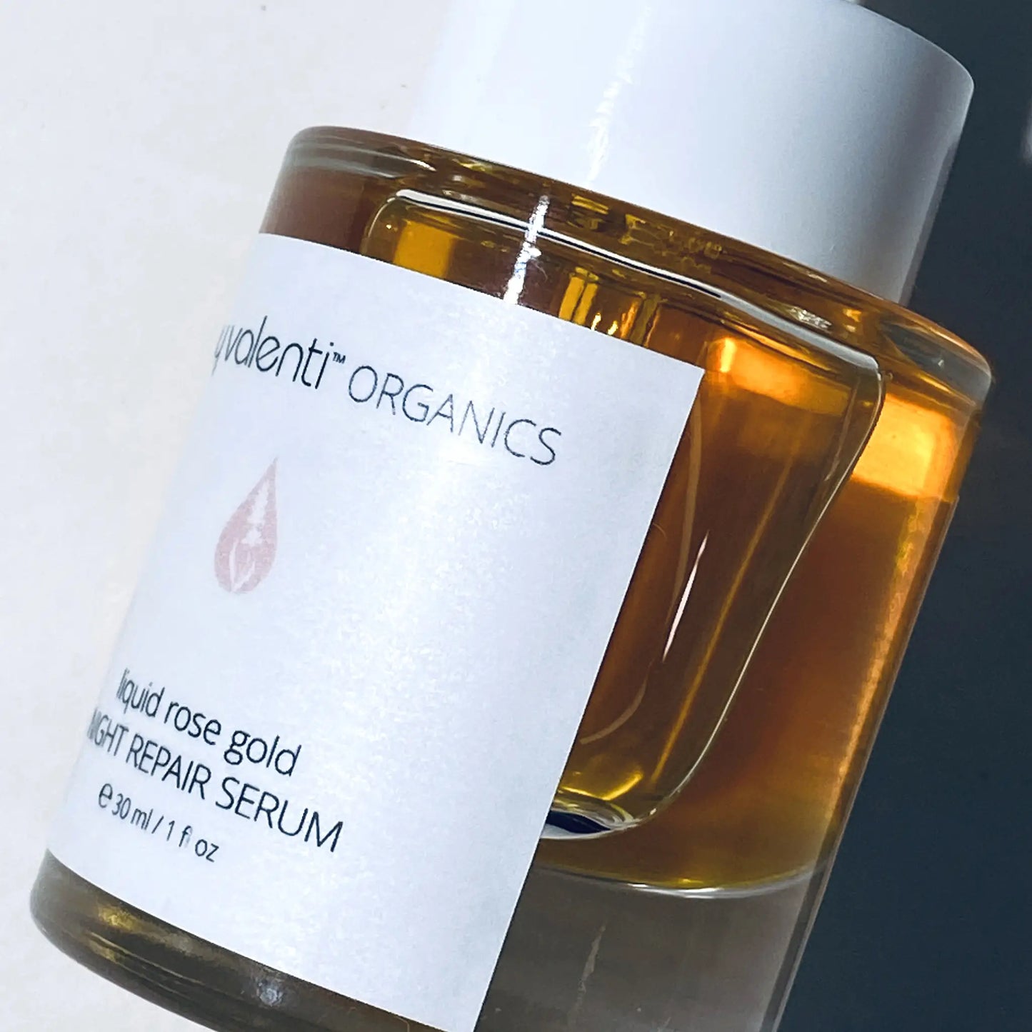 Oro rosa líquido con palmitato de retinilo + CoQ10 + ascorbato de tetrahexildecilo + escualano de oliva