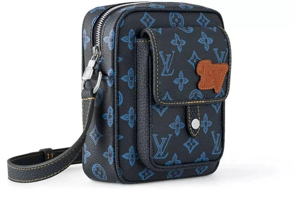Louis Vuitton women NWT wearable christopher Shoulder Crossbody