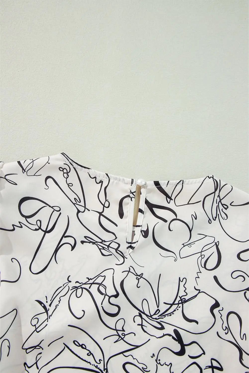 Clothing & Apparel Love Salve Beige Abstract Print Blouse with Balloon Sleeves