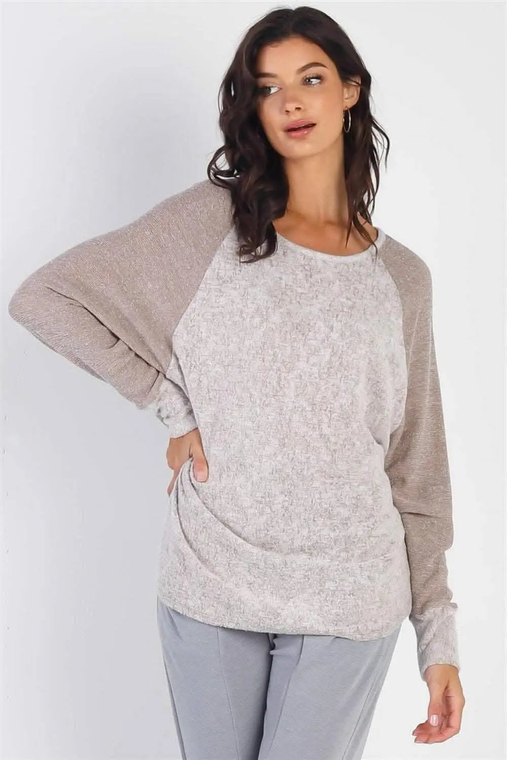Women's Long Sleeve T-Shirt Everyday Long Sleeve Tee - Soft & Comfy - Women's Heather Grey