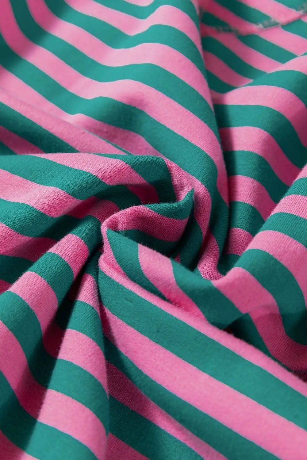 Sweaters Love Salve Trendy oversized green striped pullover