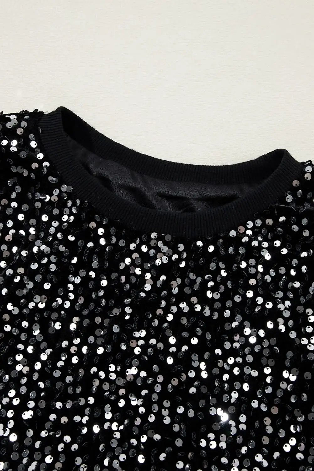 Accessories Love Salve Black Sequined Long Sleeve Crew Neck Cropped Blous