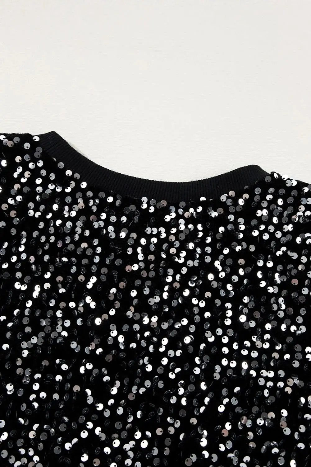 Accessories Love Salve Black Sequined Long Sleeve Crew Neck Cropped Blous