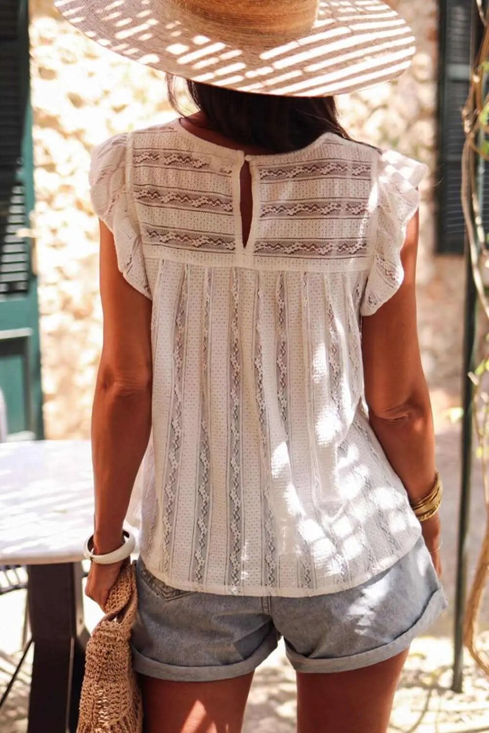 T-Shirts Love Salve White Ruffled Lace Flowy Tank Top