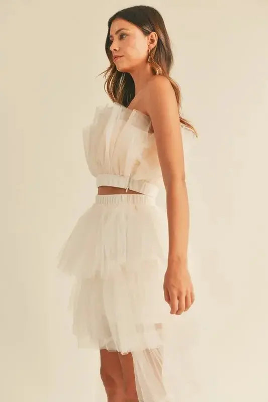 Women's Two-Piece Set Tulle Ruffle Set - Ruffled Two-Piece - Chic Party Outfit