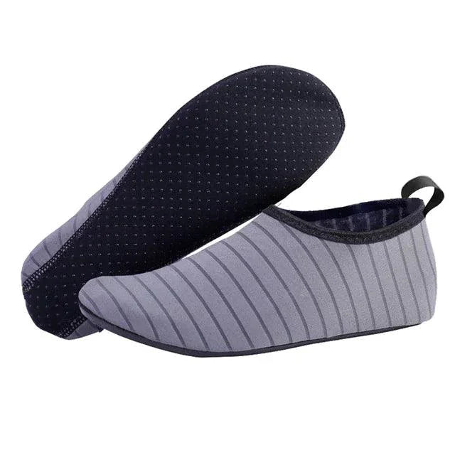 AquaFlex Unisex Water Shoes - Quick-Dry Beach Yoga Swim Socks