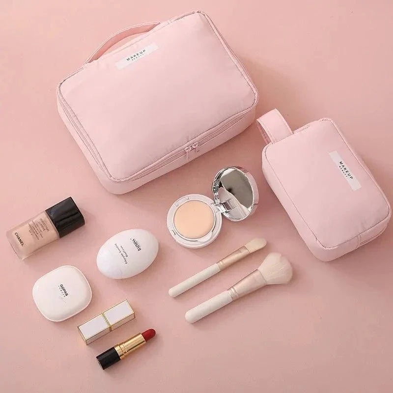 Chic Beauty Bag Organizer