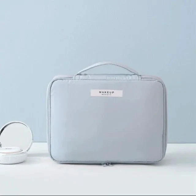 Chic Beauty Bag Organizer