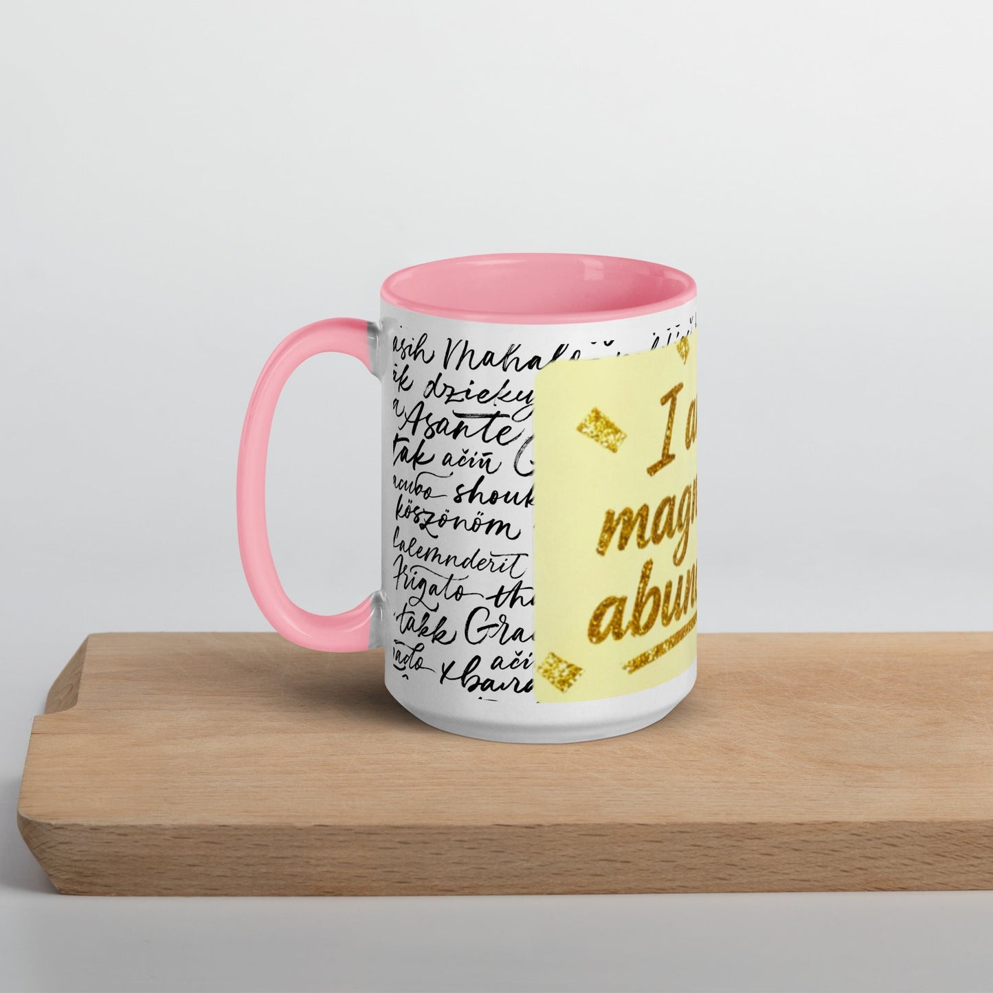 Taza magnética de gratitud de MDB Co. con interior de color