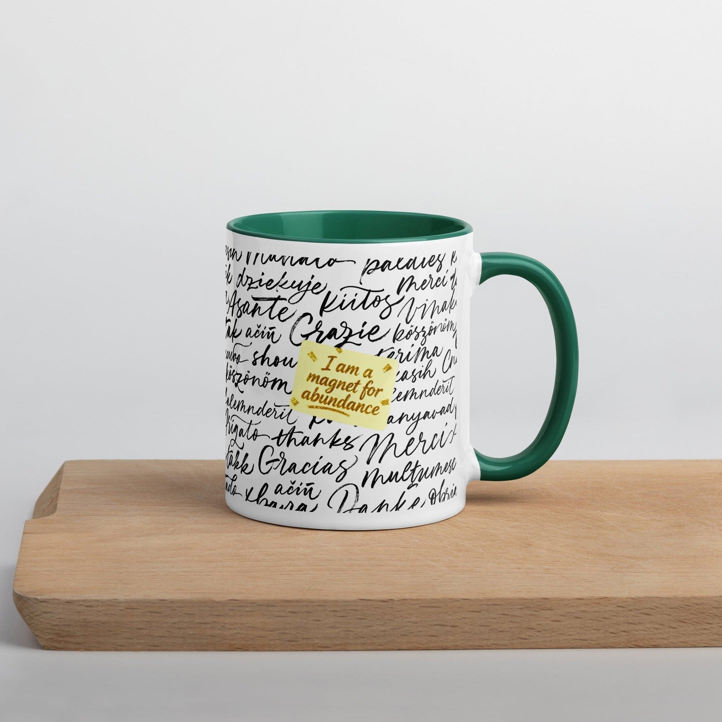 Taza magnética de gratitud de MDB Co. con interior de color
