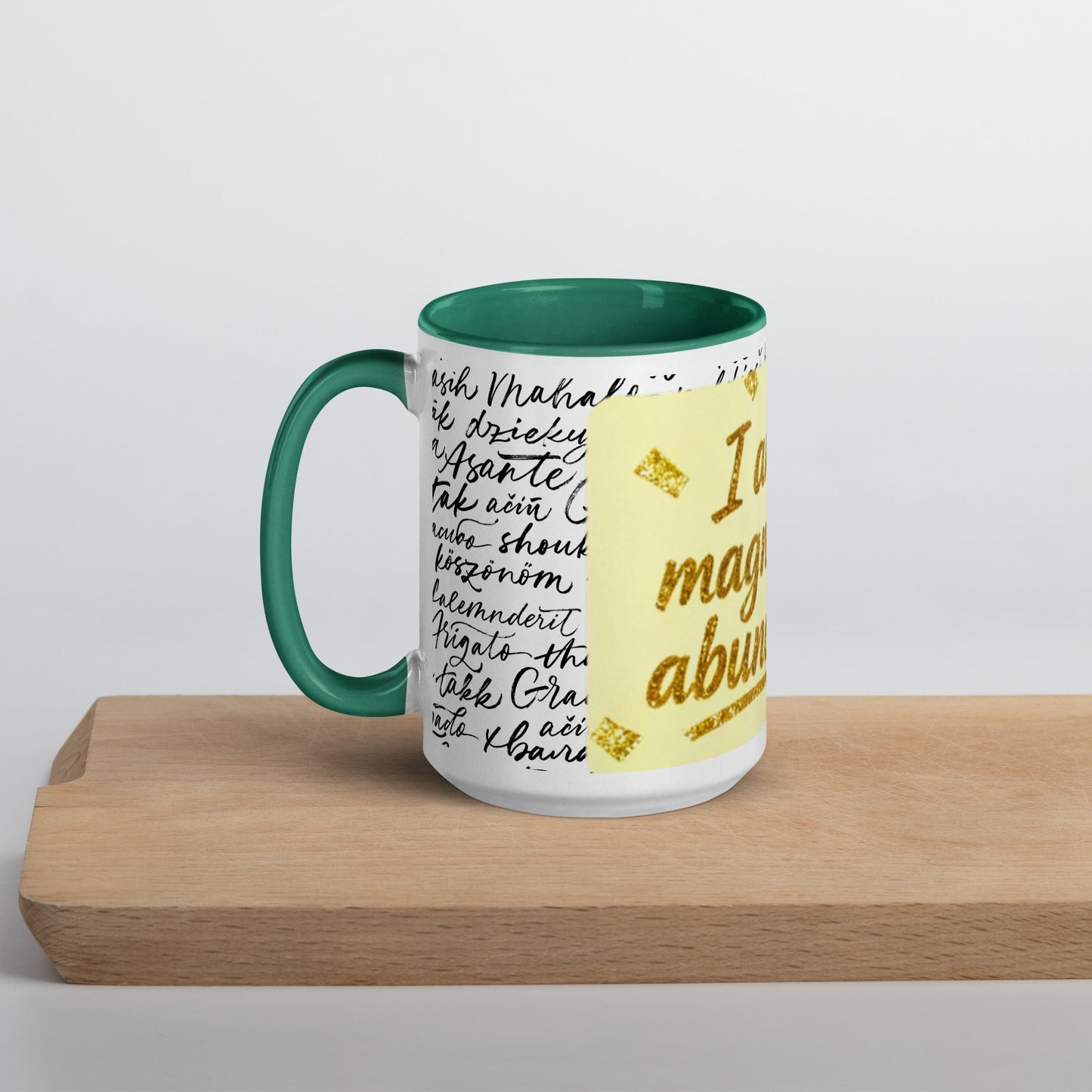 Taza magnética de gratitud de MDB Co. con interior de color