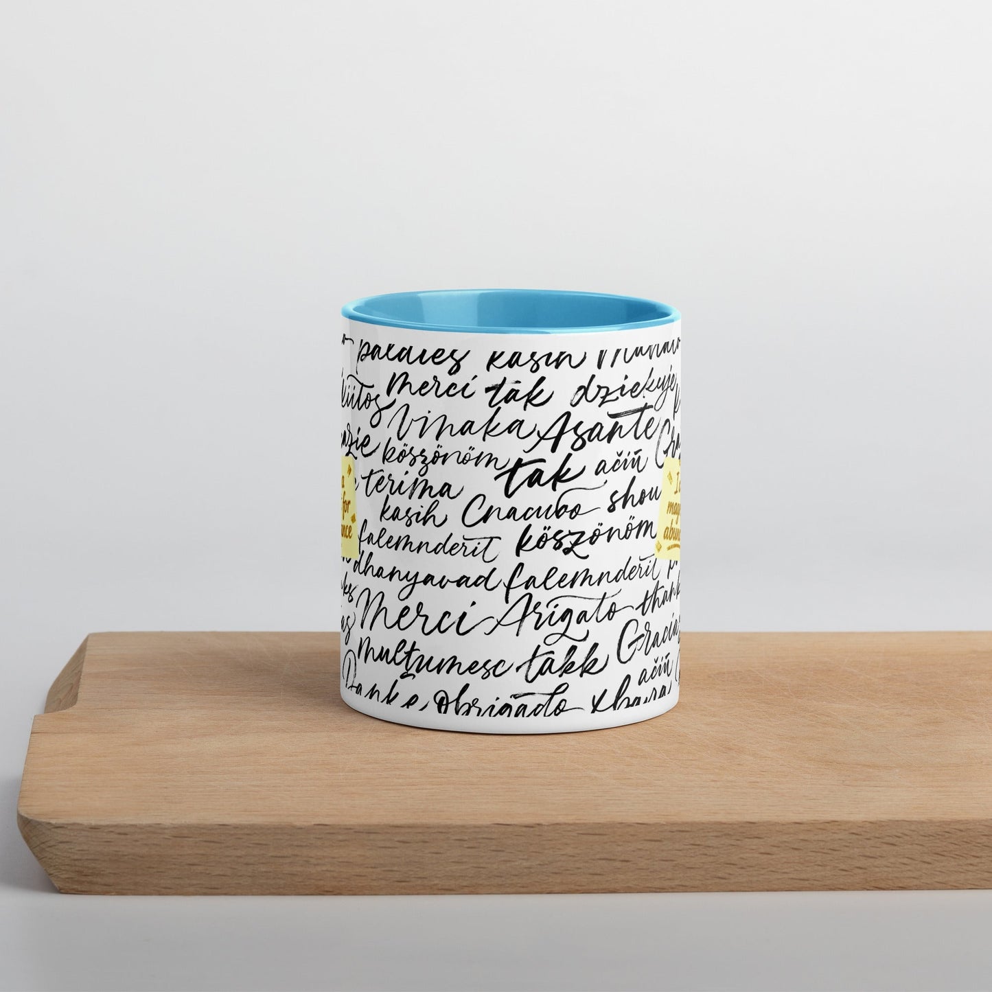 Taza magnética de gratitud de MDB Co. con interior de color
