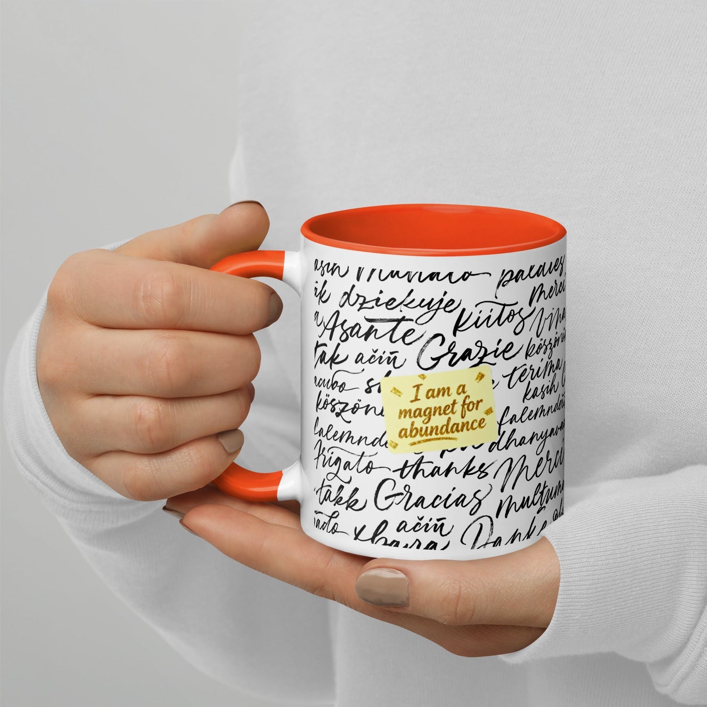 Taza magnética de gratitud de MDB Co. con interior de color