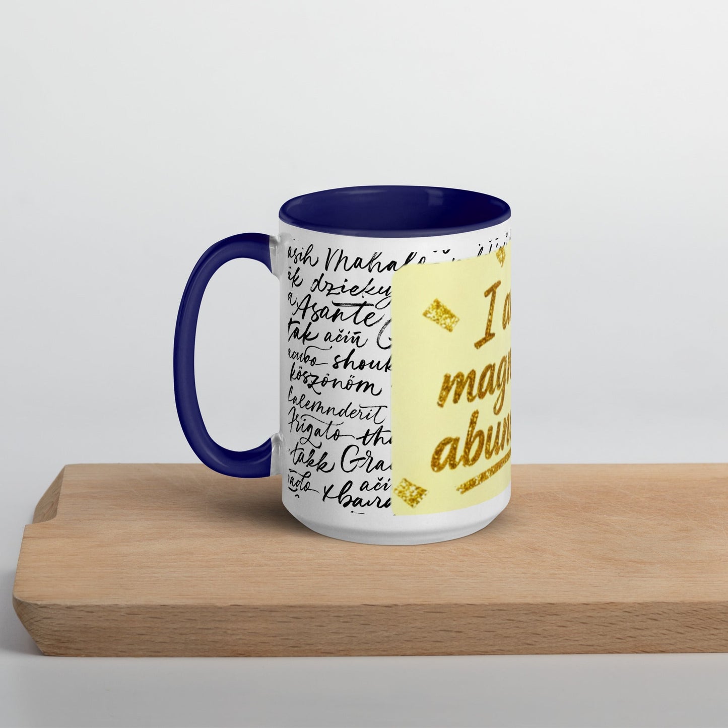 Taza magnética de gratitud de MDB Co. con interior de color