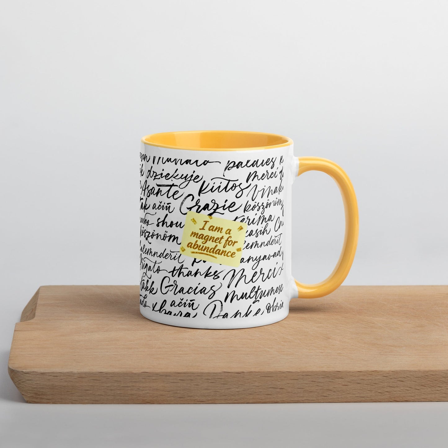 Taza magnética de gratitud de MDB Co. con interior de color