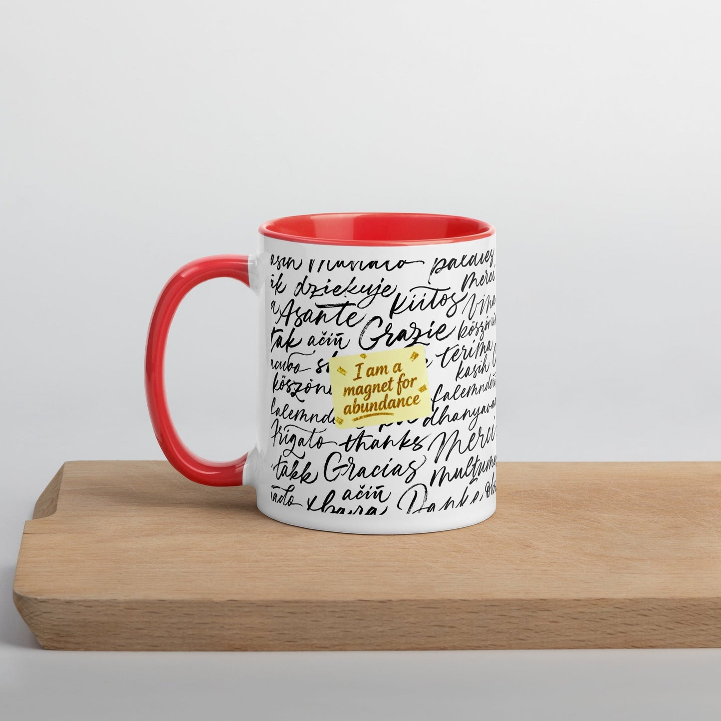 Taza magnética de gratitud de MDB Co. con interior de color